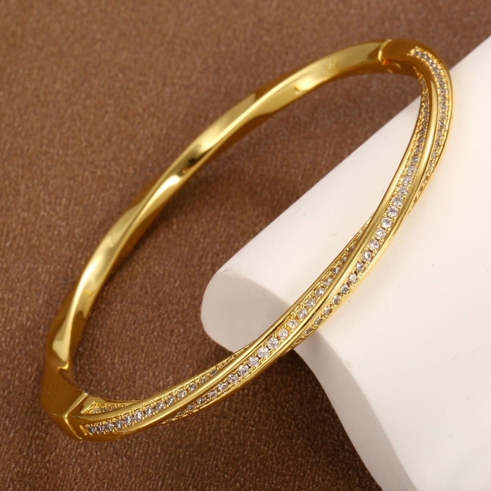 Affordable Luxury Fashion Half Circle Full Diamond Mobius Bracelet