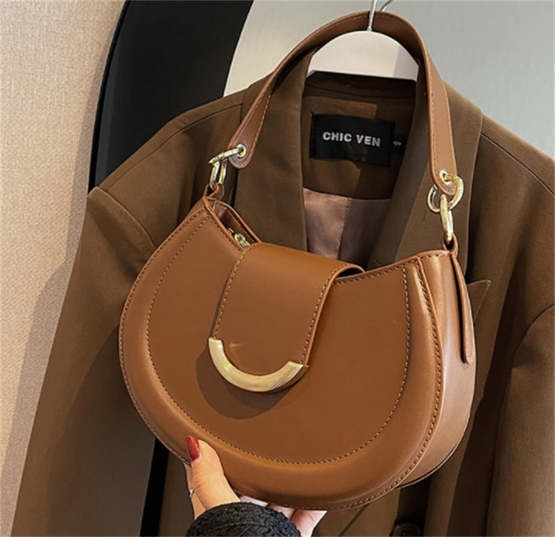 Autumn And Winter Niche Leather Ladies Underarm Bag