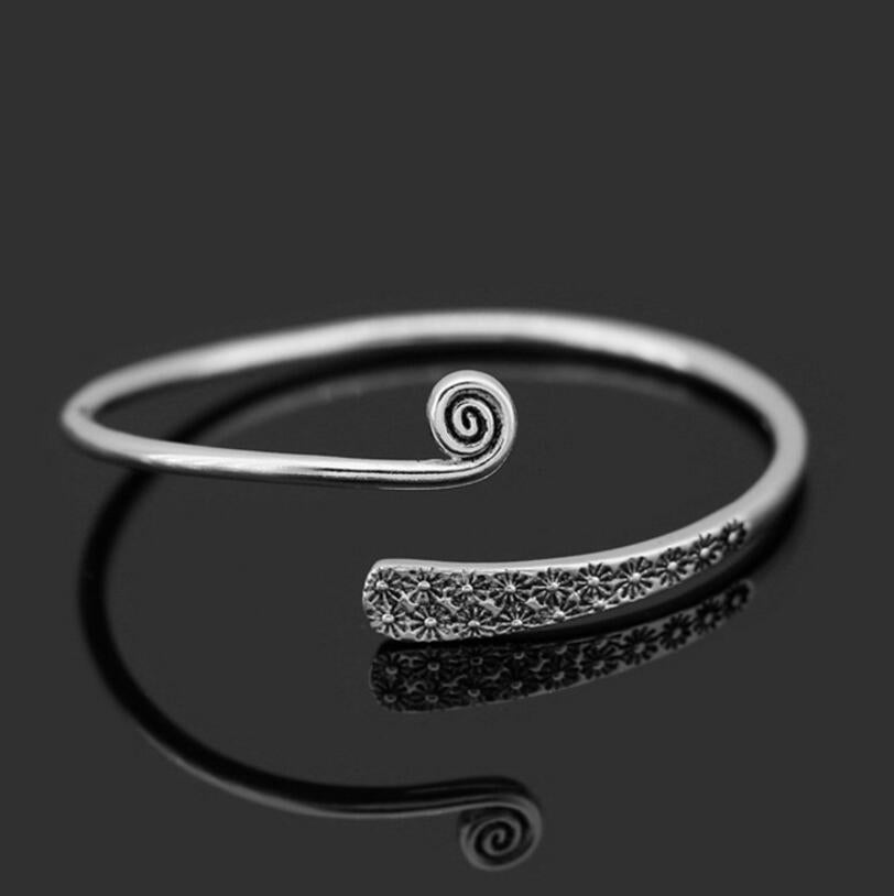 Women's Creative Chinese Style Retro Opening Bracelet