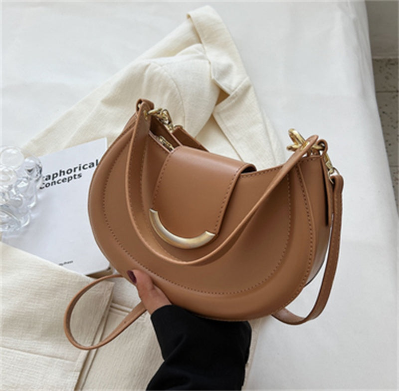 Autumn And Winter Niche Leather Ladies Underarm Bag