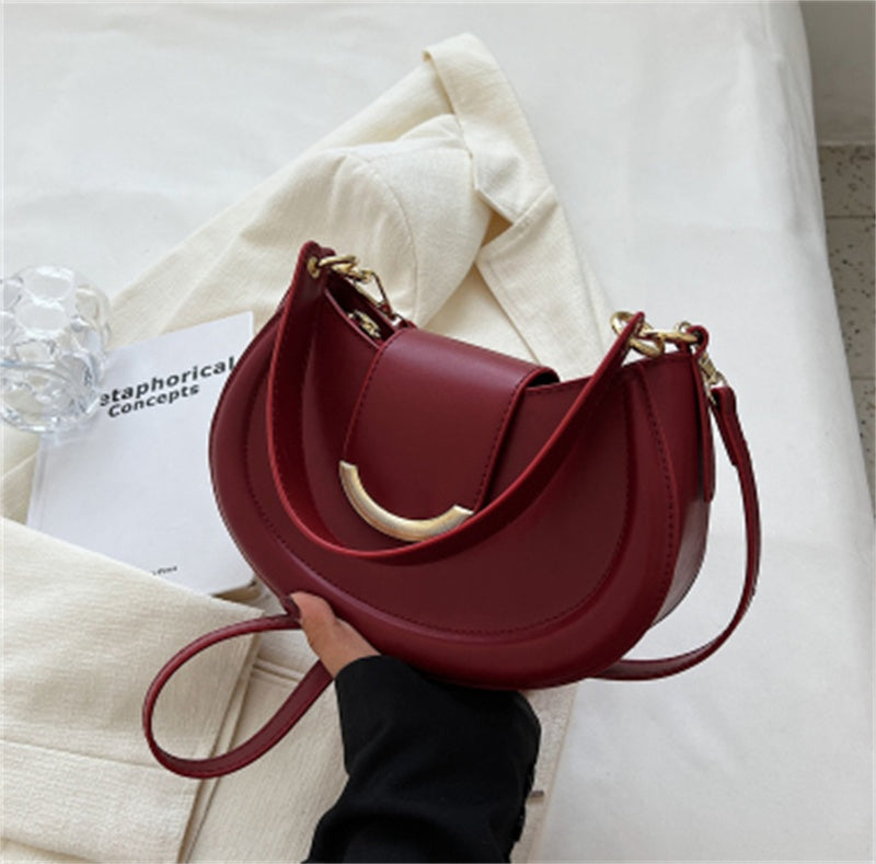 Autumn And Winter Niche Leather Ladies Underarm Bag