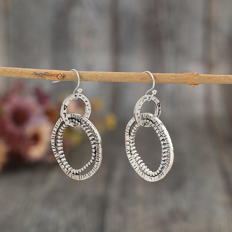 Women's Fashionable Irregular Ring Alloy Earrings