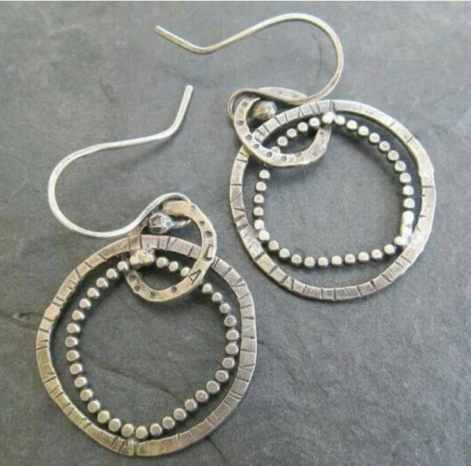 Women's Fashionable Irregular Ring Alloy Earrings