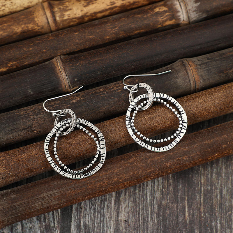 Women's Fashionable Irregular Ring Alloy Earrings