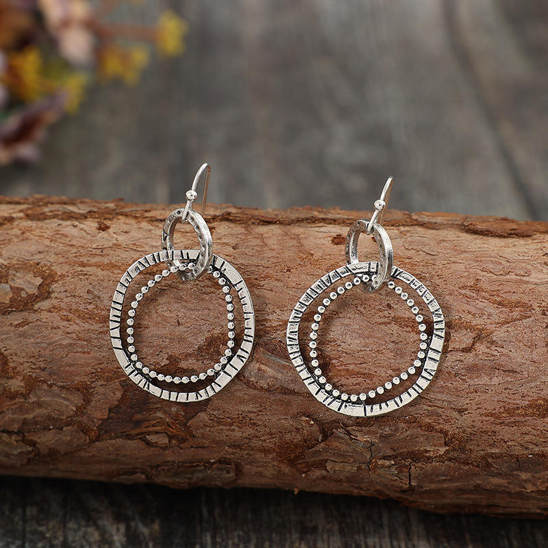 Women's Fashionable Irregular Ring Alloy Earrings