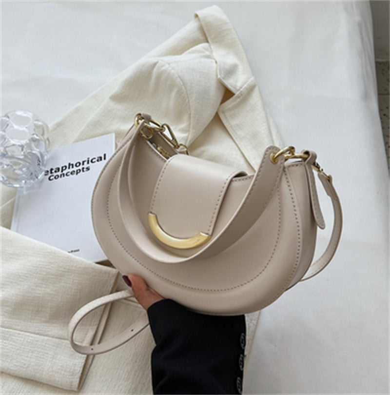 Autumn And Winter Niche Leather Ladies Underarm Bag